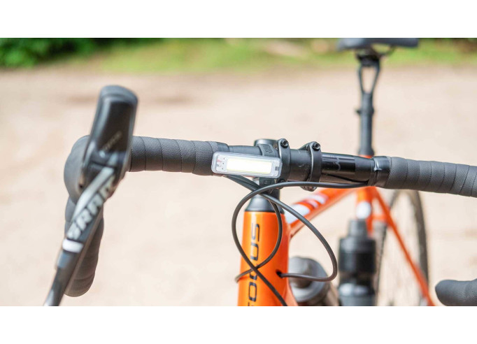 Front light BBB BLS-136 Signal USB, black