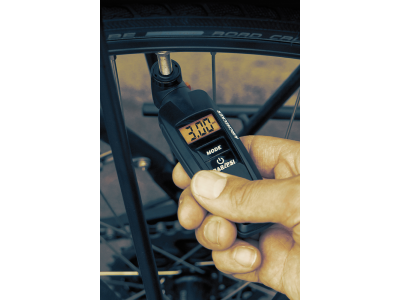 Digital air pressure gauge SKS Airchecker