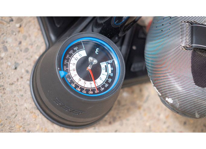 Floor pump BBB BFP-25 AirStrike matt black