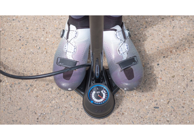 Floor pump BBB BFP-25 AirStrike matt black