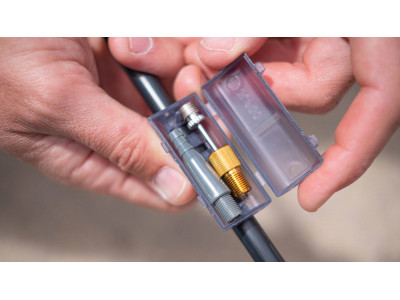 Grīdas pumpis BBB BFP-25 AirStrike melns