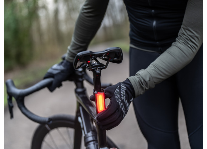 Aizmugures lampa BBB BLS-168 Signal Pro, melna