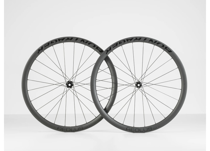 Rats Bontrager Aeolus Pro 37 TLR Disc aizmugures