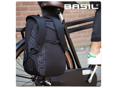 Basil Flex bicycle backpack, 17L, forest green