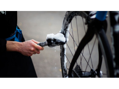 Birste Muc-Off Two Prong 2