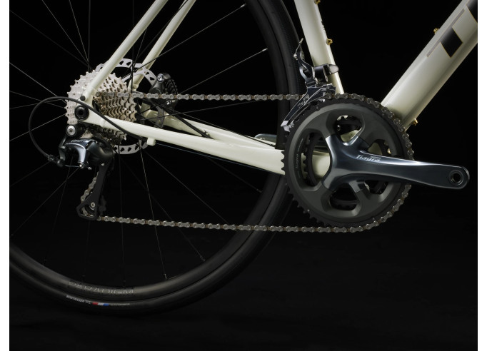 Road bike TREK Domane AL 4 Gen 4 Era White