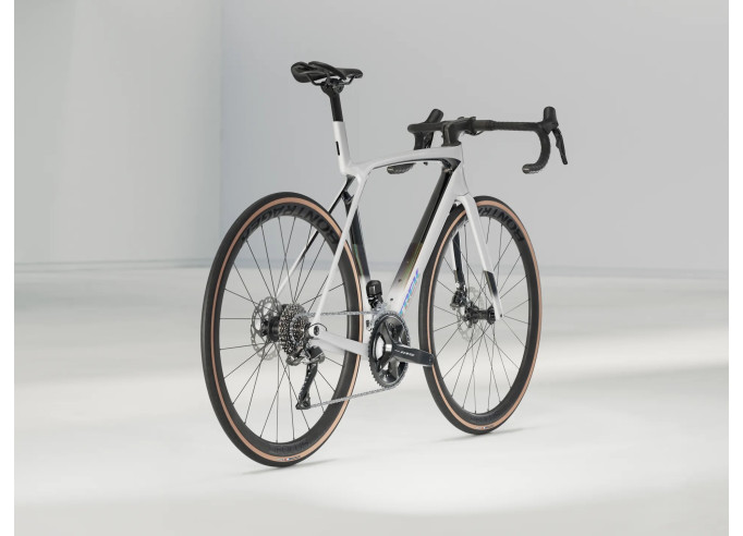Šosejas velosipēds TREK Madone SL 6 Gen 8 balts