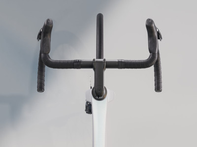 Šosejas velosipēds TREK Madone SL 6 Gen 8 balts