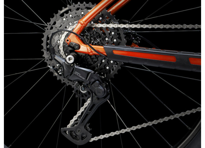 TREK Marlin 6 Gen 3 Lava kalnų dviratis