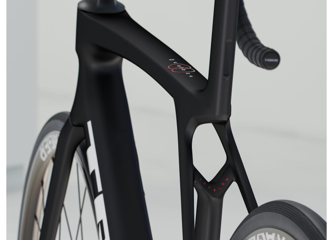 Šosejas velosipēds TREK Madone SL 5 Gen 8 melns