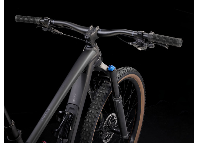 TREK Top Fuel 8 Gen 4 melns