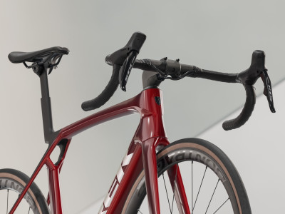Šosejas velosipēds TREK Madone SL 6 Gen 8 sarkans