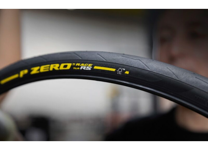 Road tire Pirelli P ZERO Race RS TLR Team...