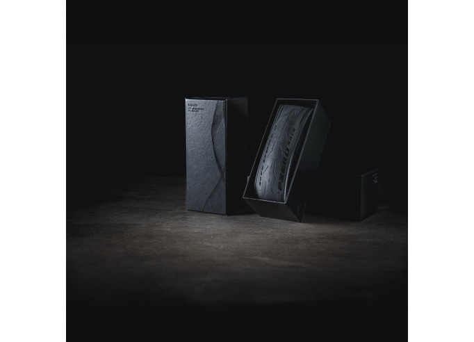 Riepa Pirelli P ZERO Race TLR NERO bezkameru