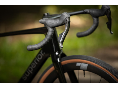 Superior XR 9.8 GR Matte Carbon / Gloss Black gravel dviratis