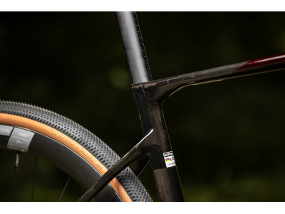 Gravel bike Superior XR 9.9 GR Matte Carbon / Gloss Red