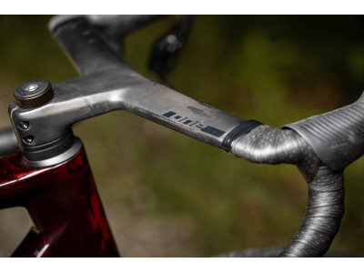 Gravel bike Superior XR 9.9 GR Matte Carbon / Gloss Red