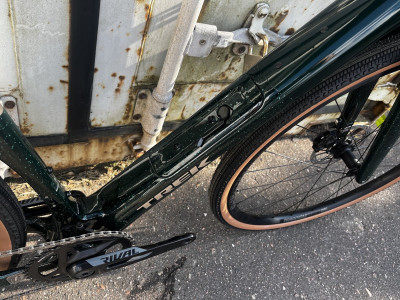 TREK Checkpoint SL 6 AXS Gen 3 gravel dviratis | Dark Web/Ivy Smoke