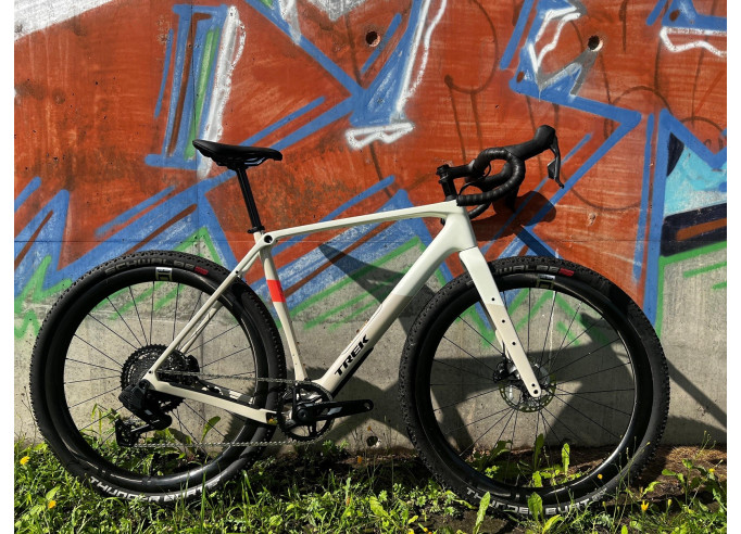 Gravel velosipēds TREK Checkpoint SL 6 AXS Gen 3 Era White/Buff Beige