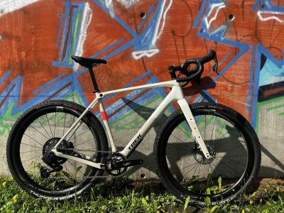 Gravel velosipēds TREK Checkpoint SL 6 AXS Gen 3 Era White/Buff Beige