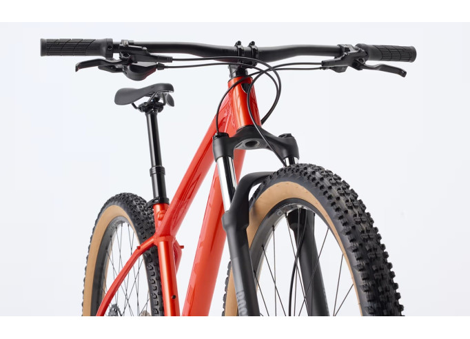 TREK Marlin 6 Gen 3 Lava