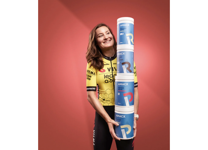 Atjaunošanās dzēriens Amacx Protein Delux...