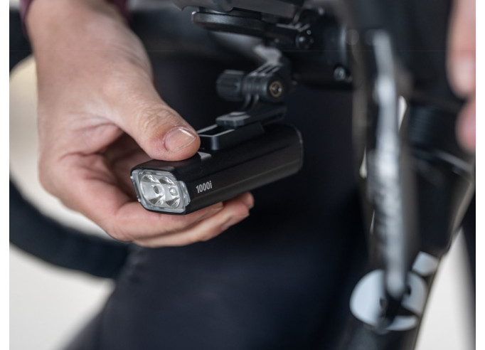 Priekšējā lampa BBB BLS-267i NanoStrike 1000i Plus