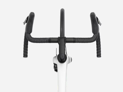 TREK Madone SL 6 AXS plento dviratis | Gloss Crystal White/Matte Deep Smoke