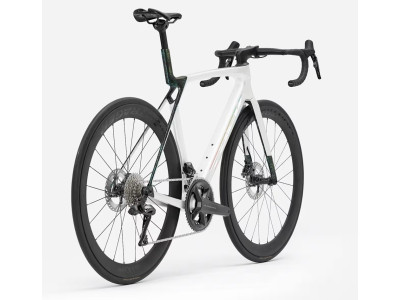 Road bike TREK Madone SL 7 | Gloss Crystal White/Matte Deep Smoke