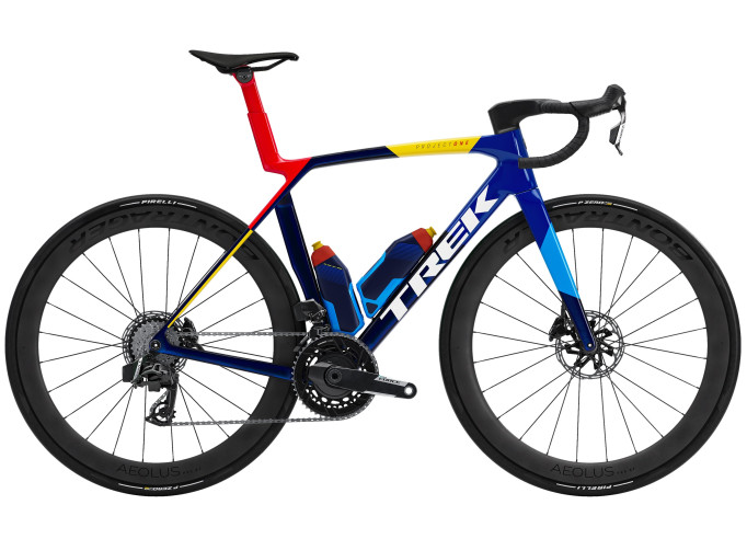 TREK Madone SLR 7 AXS plento dviratis | Team Replica