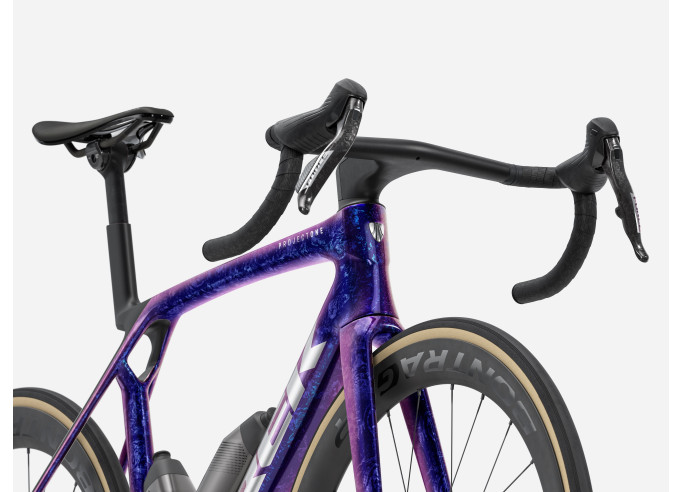 Road bike TREK Madone SLR 7 AXS | Purple Phaze/Amethyst Marble