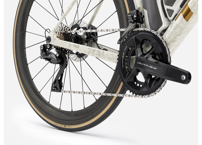 TREK Madone SLR 9 plento dviratis | Era White/Supernova Marble