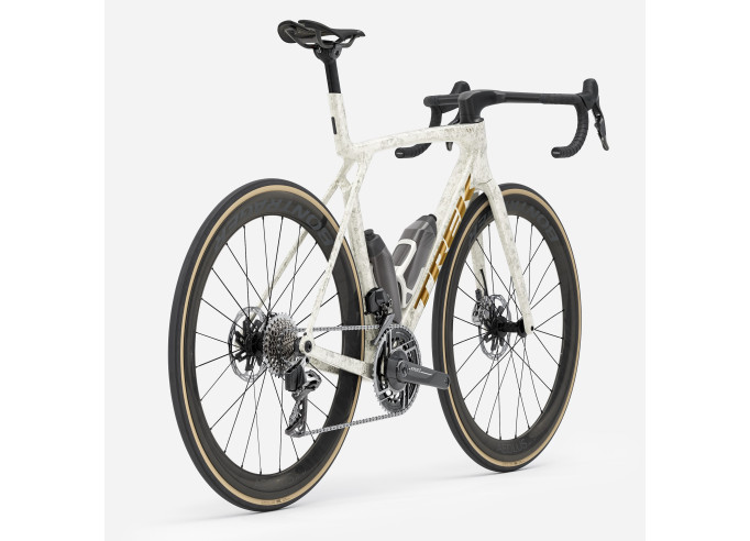 Road bike TREK Madone SLR 9 AXS | Era White/Supernova Marble