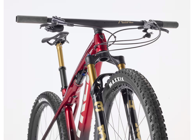 Kalnu velosipēds TREK Supercaliber SLR 9.9 XTR Di2 | Red Smoke/Drizzle
