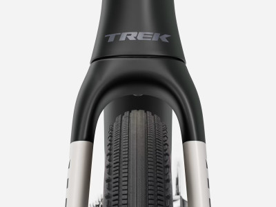 Gravel velosipēds TREK Checkmate SLR 9 AXS | Gloss Trek Black/Matte Carbon Smoke