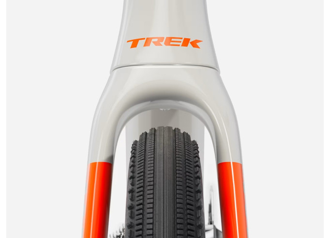 TREK Checkmate SLR 9 AXS gravel dviratis | Era White/Buff Beige