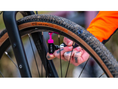 Pumpis Muc-Off Road Inflator CO2