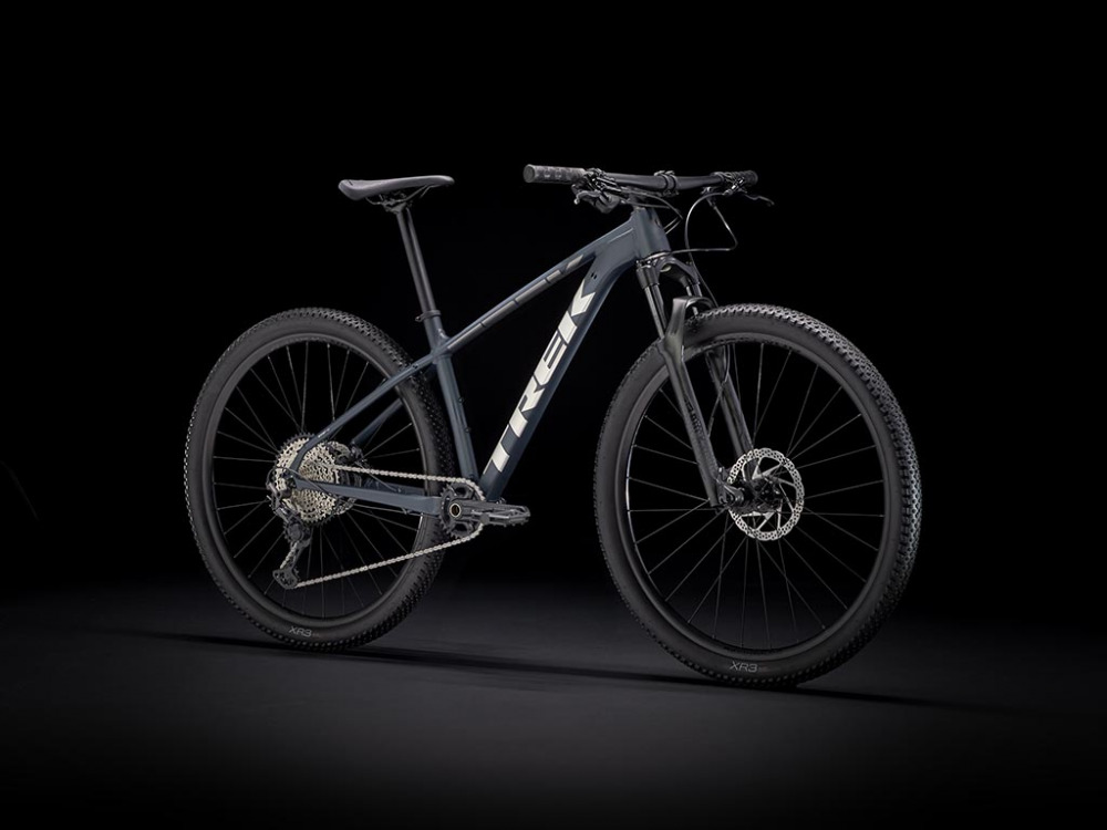 Trek X-Caliber – vispusīgs un ātrs kalnu velosipēds jebkurai dzīves situācijai 